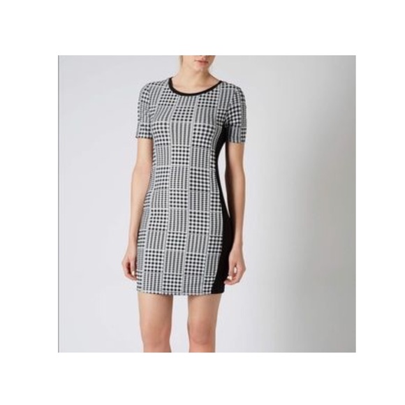 Topshop Dresses & Skirts - Topshop B&W Plaid Check Illusion Bodycon Dress